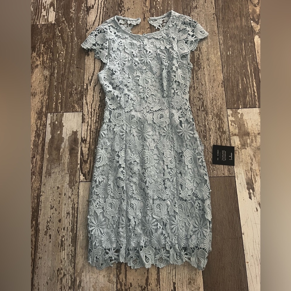 Lulu's Open Back Floral Lace Midi Dress in Light Blue Size XS